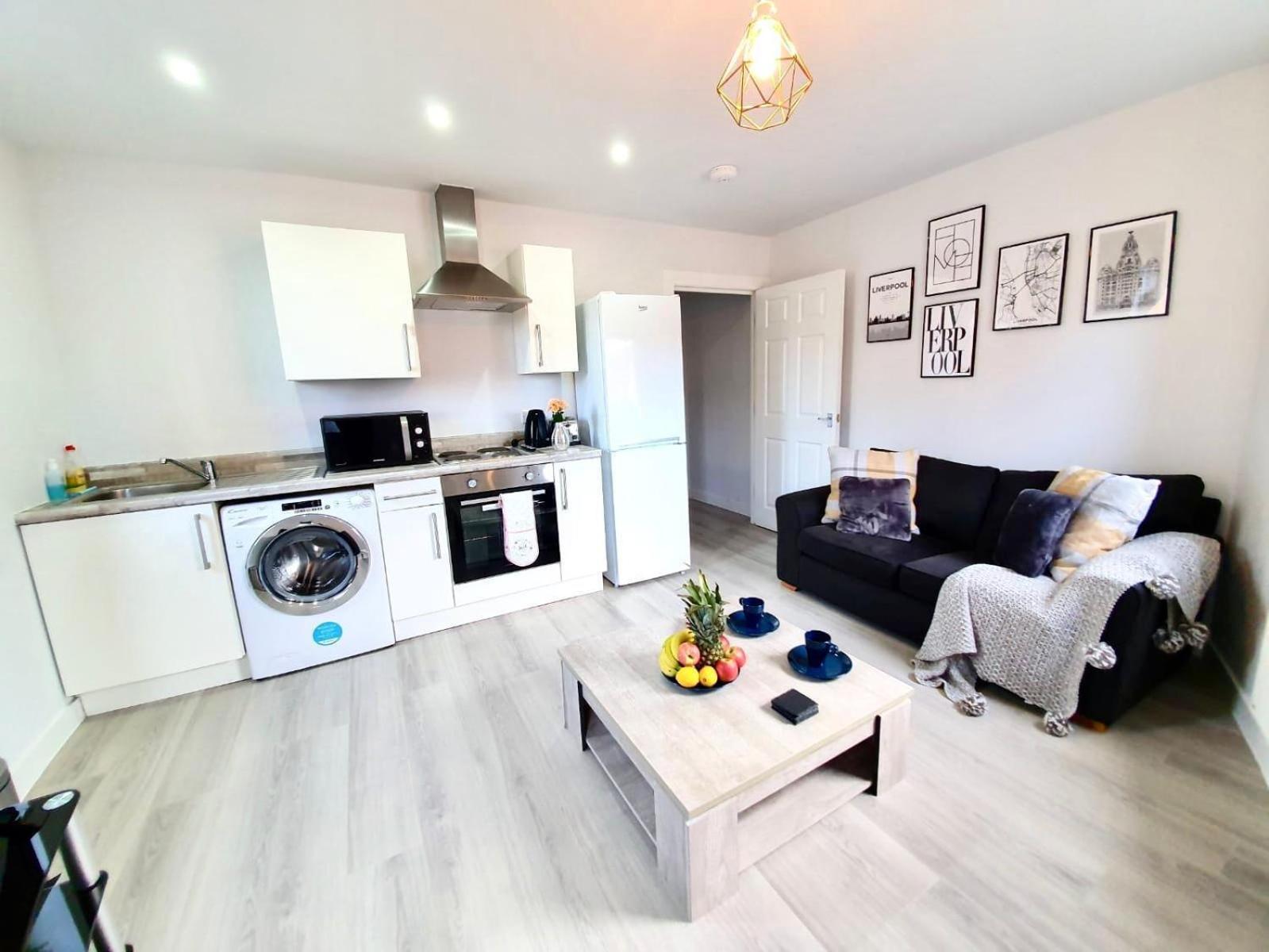 Opp Liverpool - Perfect For Contractors And Travellers, Big Savings Booking 4 Nights Or More! Apartment Bilik gambar