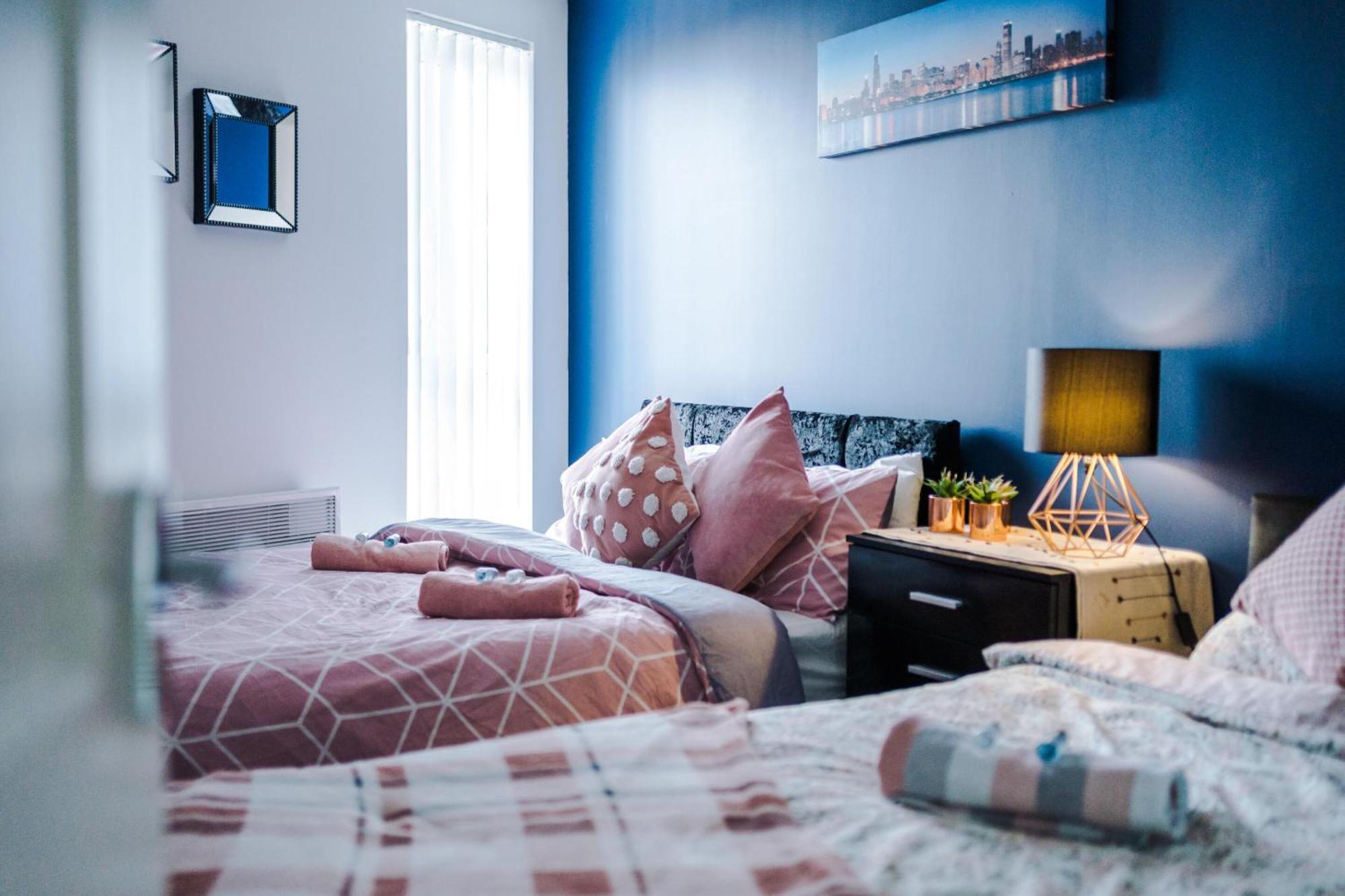 Opp Liverpool - Perfect For Contractors And Travellers, Big Savings Booking 4 Nights Or More! Apartment Bilik gambar