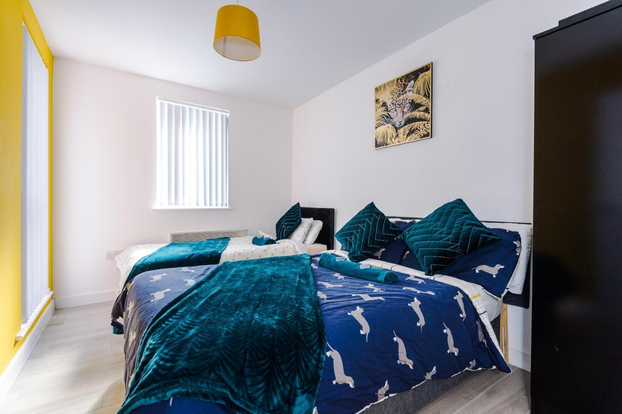 Opp Liverpool - Perfect For Contractors And Travellers, Big Savings Booking 4 Nights Or More! Apartment Bilik gambar