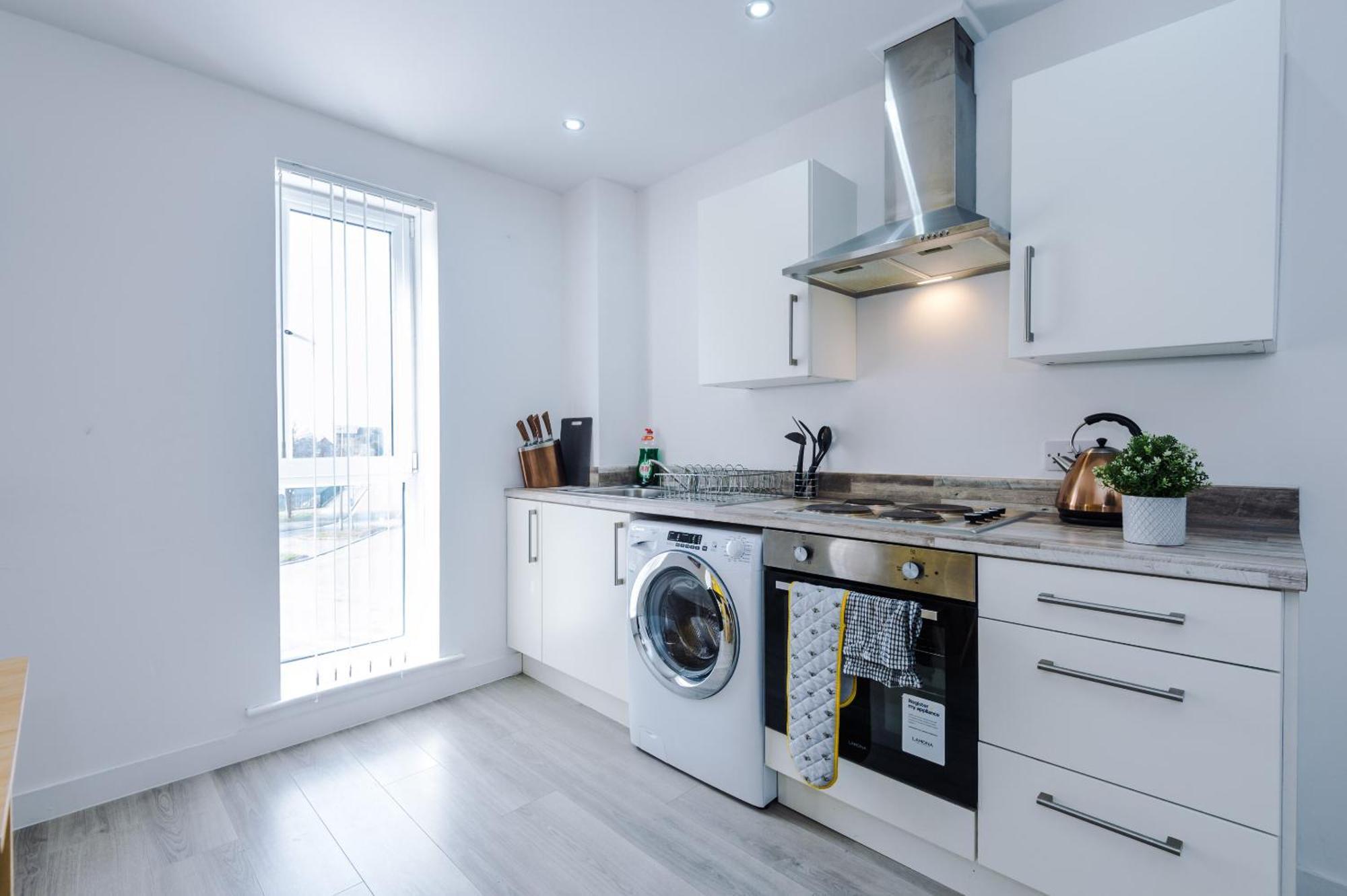 Opp Liverpool - Perfect For Contractors And Travellers, Big Savings Booking 4 Nights Or More! Apartment Bilik gambar