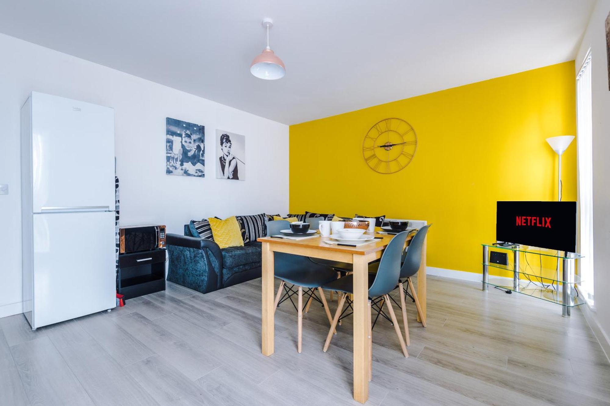 Opp Liverpool - Perfect For Contractors And Travellers, Big Savings Booking 4 Nights Or More! Apartment Bilik gambar