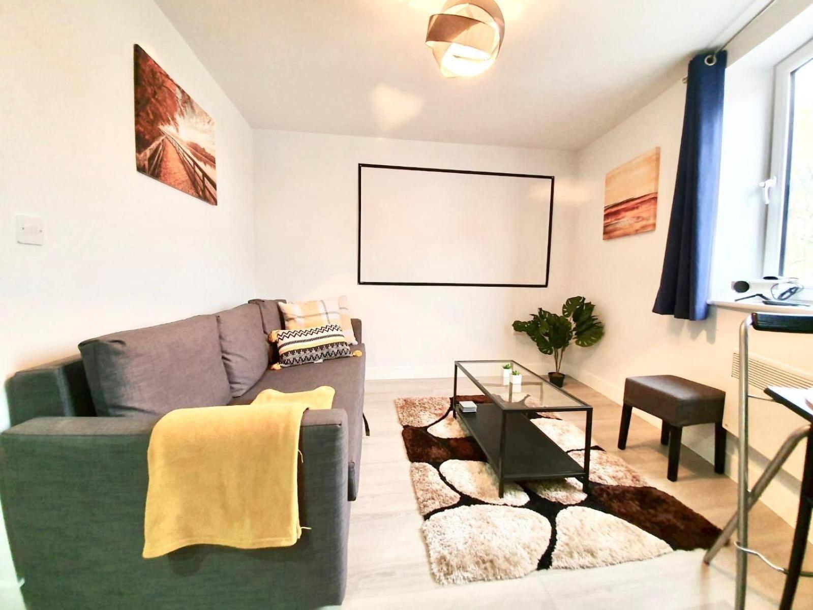 Opp Liverpool - Perfect For Contractors And Travellers, Big Savings Booking 4 Nights Or More! Apartment Bilik gambar