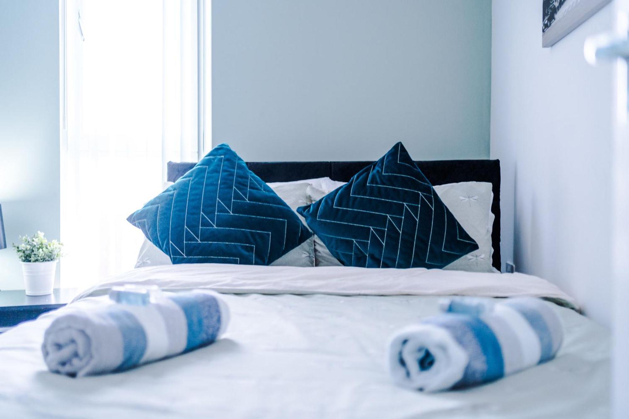 Opp Liverpool - Perfect For Contractors And Travellers, Big Savings Booking 4 Nights Or More! Apartment Bilik gambar
